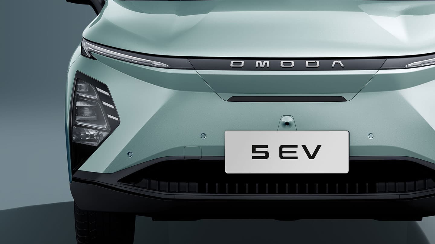 Fronten på en OMODA 5 EV 